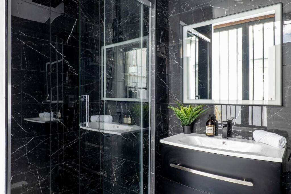 Gembnb Luxury Apartments - Residence Aqueduc Paris Extérieur photo